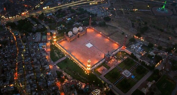 beautiful places to visit in lahore