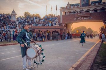 wagah border lahore pakistan