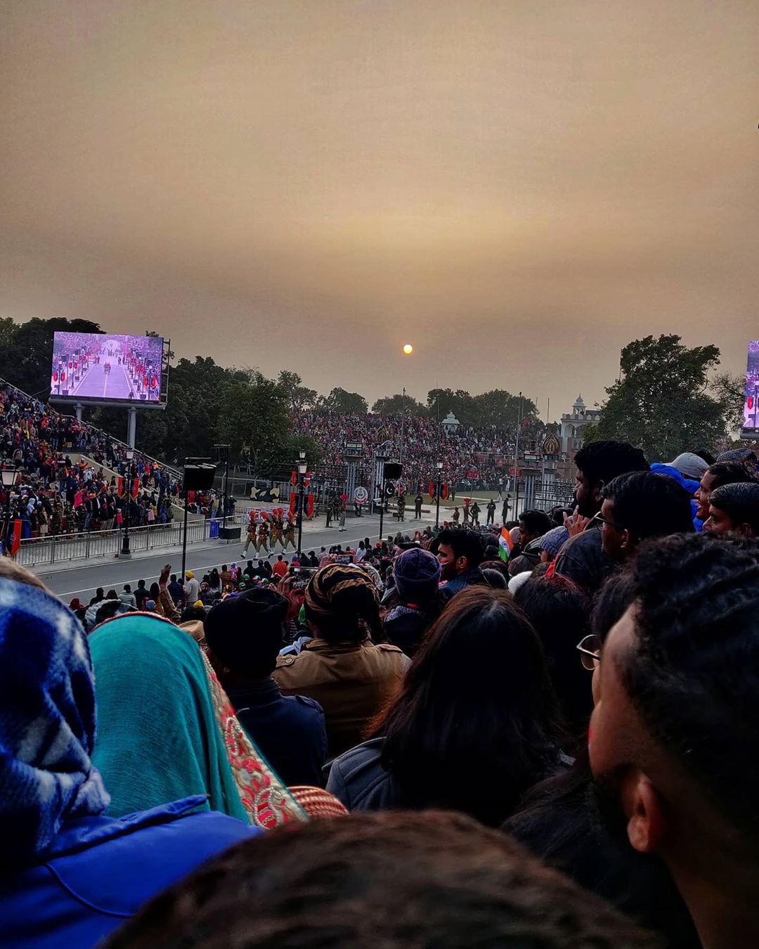 wagah border lahore pakistan