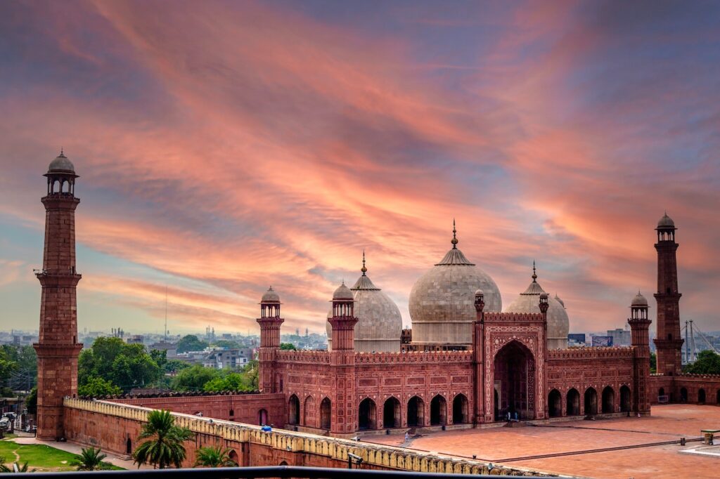 things to do in lahore